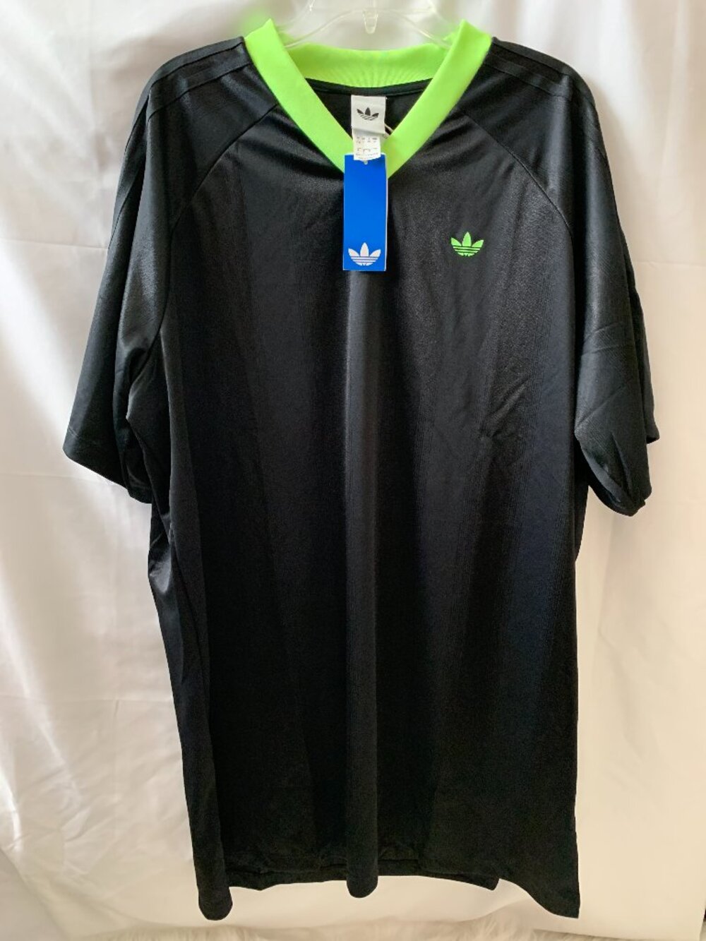 ADIDAS ORIGINALS Adicolor Jacquard Oversize Dress in Black/Signal Green Sz LAR